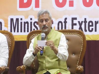 "We have a serious dispute with China after 2020 ... PM did not hesitate to move army despite Covid-19": Jaishankar | "We have a serious dispute with China after 2020 ... PM did not hesitate to move army despite Covid-19": Jaishankar