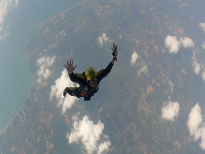 Utkarsh Soni bags title of India's youngest licensed skydiver | Utkarsh Soni bags title of India's youngest licensed skydiver