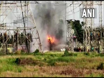 West Bengal: Massive fire breaks out in Hooghly Sub-Station; fire tenders immediately rushed to spot | West Bengal: Massive fire breaks out in Hooghly Sub-Station; fire tenders immediately rushed to spot