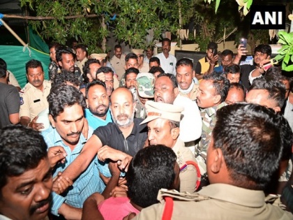 Telangana BJP chief Bandi Sanjay detained by police from residence; party threatens to launch protest | Telangana BJP chief Bandi Sanjay detained by police from residence; party threatens to launch protest