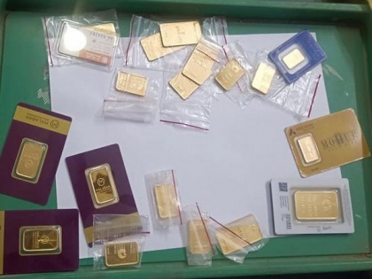 Over 1 Kg gold, assets worth Crores of rupees unearthed from arrested GST officer in Odisha | Over 1 Kg gold, assets worth Crores of rupees unearthed from arrested GST officer in Odisha