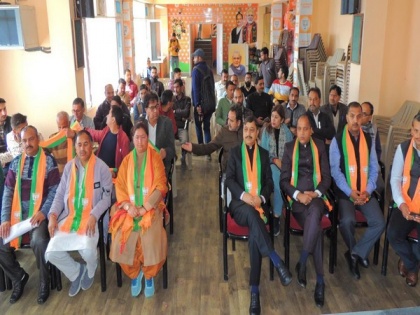 BJP's Jai Ram Thakur hoists party's flag at state headquarters in Shimla on BJP's 44th Foundation Day | BJP's Jai Ram Thakur hoists party's flag at state headquarters in Shimla on BJP's 44th Foundation Day