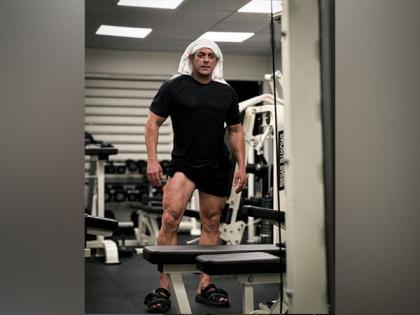Salman Khan flaunts ripped thighs in new gym picture, fans say "Epitome of fitness" | Salman Khan flaunts ripped thighs in new gym picture, fans say "Epitome of fitness"