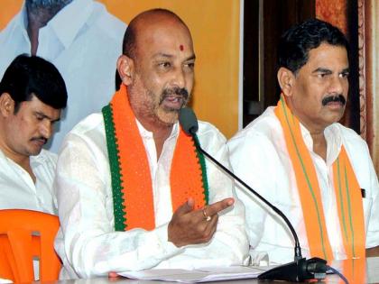 Telangana BJP chief demands probe by sitting judge in TSPSC paper leak | Telangana BJP chief demands probe by sitting judge in TSPSC paper leak