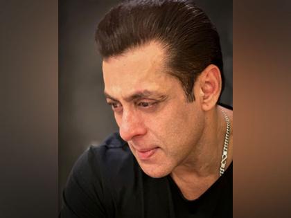 Salman Khan shares his "peaceful" look, check it out | Salman Khan shares his "peaceful" look, check it out
