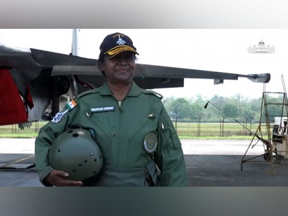 President Murmu takes sortie for nearly 30 minutes in Sukhoi 30 MKI fighter aircraft | President Murmu takes sortie for nearly 30 minutes in Sukhoi 30 MKI fighter aircraft