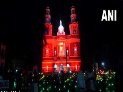 Midnight Easter prayers held in churches across country | Midnight Easter prayers held in churches across country