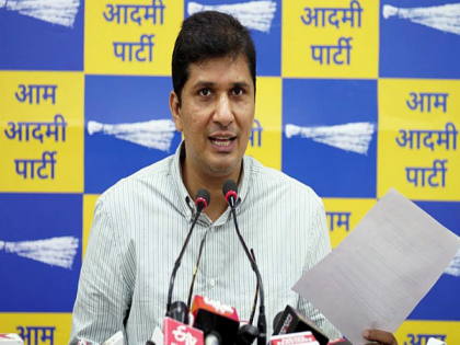 AAP's Saurabh Bharadwaj says, "Delhi LG keeps roaming like a tourist", alleges him taking credits of Delhi Govt's work | AAP's Saurabh Bharadwaj says, "Delhi LG keeps roaming like a tourist", alleges him taking credits of Delhi Govt's work