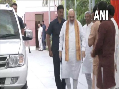 BJP leaders arrive at party headquarters to attend CEC meeting for Karnataka Assembly elections | BJP leaders arrive at party headquarters to attend CEC meeting for Karnataka Assembly elections