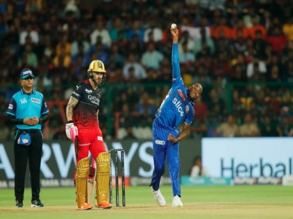 IPL 2023: Jofra Archer picked up a little niggle, hopefully he is up for selection soon: MI coach Boucher after loss to CSK | IPL 2023: Jofra Archer picked up a little niggle, hopefully he is up for selection soon: MI coach Boucher after loss to CSK