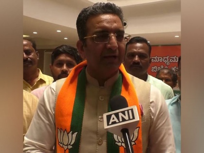 "Reflects the mindset of congress party" says Gaurav Bhatia as Congress attacks Pawar over Adani comments | "Reflects the mindset of congress party" says Gaurav Bhatia as Congress attacks Pawar over Adani comments