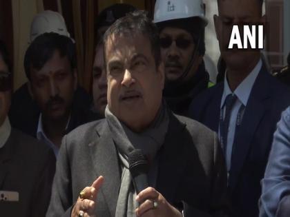 Kashmir's tourism will increase by 2 to 3 times once Zojila Tunnel is built: Nitin Gadkari | Kashmir's tourism will increase by 2 to 3 times once Zojila Tunnel is built: Nitin Gadkari