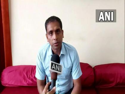 MP: Bhopal Collector orders to take action against educational institutions forcing students to buy school stuff from particular shops | MP: Bhopal Collector orders to take action against educational institutions forcing students to buy school stuff from particular shops