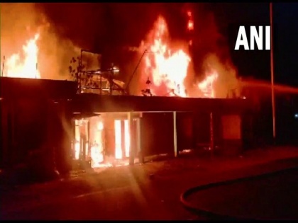 Assam: Fire breaks out in Rampur market area of Nalbari district | Assam: Fire breaks out in Rampur market area of Nalbari district