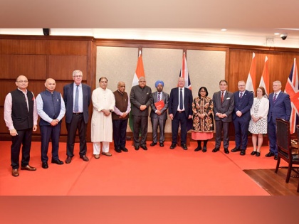 Uk parliamentary delegation calls on Vice President, discuss business, people-to-people ties | Uk parliamentary delegation calls on Vice President, discuss business, people-to-people ties
