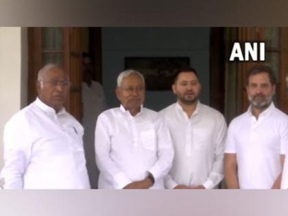 Nitish Kumar, Tejashwi Yadav meet Rahul Gandhi, Kharge; Opposition unity on agenda | Nitish Kumar, Tejashwi Yadav meet Rahul Gandhi, Kharge; Opposition unity on agenda Nitish Kumar, Tejashwi Yadav meet Rahul Gandhi, Kharge; Opposition unity on agenda | Nitish Kumar, Tejashwi Yadav meet Rahul Gandhi, Kharge; Opposition unity on agenda