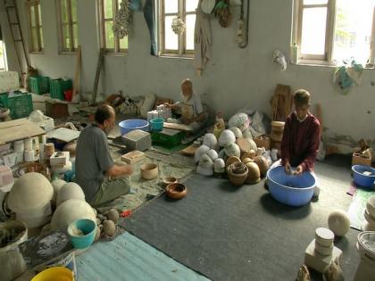 Revitalizing a centuries-old craft: Global resurgence of Kashmiri papier mache art | Revitalizing a centuries-old craft: Global resurgence of Kashmiri papier mache art
