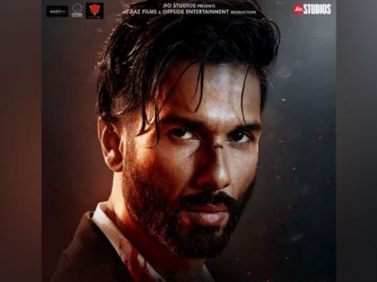 Shahid Kapoor brings intriguing avatar in 'Bloody Daddy' teaser, check out fans reactions | Shahid Kapoor brings intriguing avatar in 'Bloody Daddy' teaser, check out fans reactions