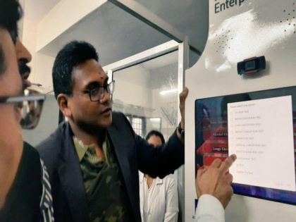 Uttarakhand: 10 Health ATMs installed on Badrinath, Hemkund yatra routes | Uttarakhand: 10 Health ATMs installed on Badrinath, Hemkund yatra routes
