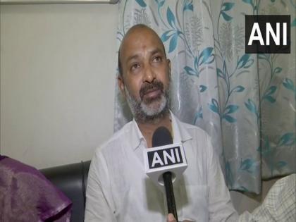 Telangana: Bandi Sanjay leads BJP march against KCR govt over "unemployment" in Hanumakonda | Telangana: Bandi Sanjay leads BJP march against KCR govt over "unemployment" in Hanumakonda Telangana: Bandi Sanjay leads BJP march against KCR govt over "unemployment" in Hanumakonda | Telangana: Bandi Sanjay leads BJP march against KCR govt over "unemployment" in Hanumakonda