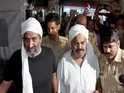 Atiq Ahmad killing: Bodies of gangster-turned-politician, brother handed over to kin | Atiq Ahmad killing: Bodies of gangster-turned-politician, brother handed over to kin