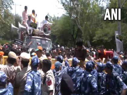 Delhi: BJP workers protest against Arvind Kejriwal over liquor policy case | Delhi: BJP workers protest against Arvind Kejriwal over liquor policy case