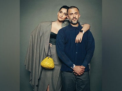 Sonam Kapoor shares pics with her 'handsome date', lauds his 'imagination' | Sonam Kapoor shares pics with her 'handsome date', lauds his 'imagination'