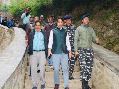 J-K: Srinagar Dy Commissioner reviews arrangements for Shankaracharya Jayanti celebrations | J-K: Srinagar Dy Commissioner reviews arrangements for Shankaracharya Jayanti celebrations J-K: Srinagar Dy Commissioner reviews arrangements for Shankaracharya Jayanti celebrations | J-K: Srinagar Dy Commissioner reviews arrangements for Shankaracharya Jayanti celebrations
