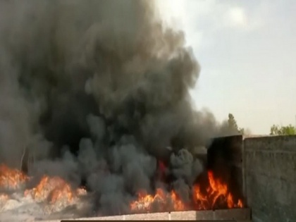 Moradabad: Fire breaks out at cloth godown, no casualties reported | Moradabad: Fire breaks out at cloth godown, no casualties reported