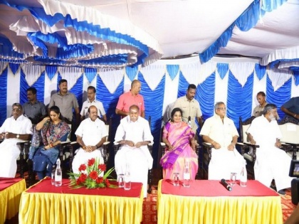 Puducherry Lt Governor Soundararajan hosts Iftar party | Puducherry Lt Governor Soundararajan hosts Iftar party