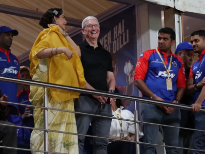 IPL 2023: Apple CEO Tim Cook shows up at Arun Jaitley Stadium to watch DC vs KKR match | IPL 2023: Apple CEO Tim Cook shows up at Arun Jaitley Stadium to watch DC vs KKR match