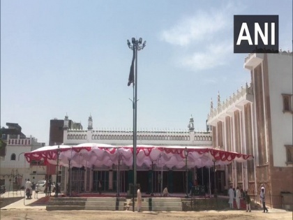 Security stepped up in various parts of Uttar Pradesh for last Friday of Ramzan, Eid | Security stepped up in various parts of Uttar Pradesh for last Friday of Ramzan, Eid