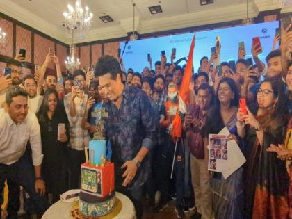 Sachin Tendulkar celebrates silver jubilee of 'Desert Storm' knock | Sachin Tendulkar celebrates silver jubilee of 'Desert Storm' knock