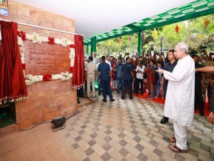 Odisha CM Naveen Patnaik inaugurates newly built BJD head office in Bhubaneswar | Odisha CM Naveen Patnaik inaugurates newly built BJD head office in Bhubaneswar