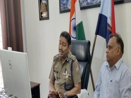 Uttarakhand DGP instructs Garhwal zone officials to be prepared for snowfall during Char Dham Yatra | Uttarakhand DGP instructs Garhwal zone officials to be prepared for snowfall during Char Dham Yatra
