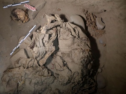 Archaeologists in Peru find adolescent mummy wrapped in bundle | Archaeologists in Peru find adolescent mummy wrapped in bundle