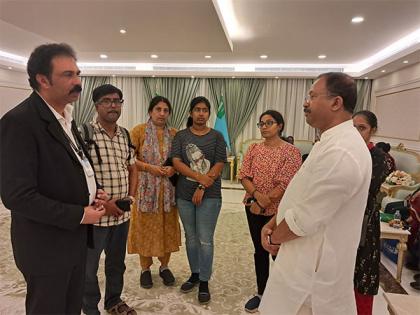 MoS V Muraledharan receives family of Albert Augestine, who died in strife-torn Sudan | MoS V Muraledharan receives family of Albert Augestine, who died in strife-torn Sudan