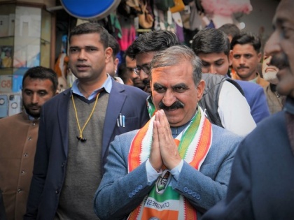 CM Sukhwinder Singh Sukhu holds campaign for Shimla Municipal Corporation poll | CM Sukhwinder Singh Sukhu holds campaign for Shimla Municipal Corporation poll
