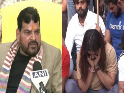 Six days after resumption of wrestlers' protest, Delhi Police register two FIRs against WFI chief | Six days after resumption of wrestlers' protest, Delhi Police register two FIRs against WFI chief