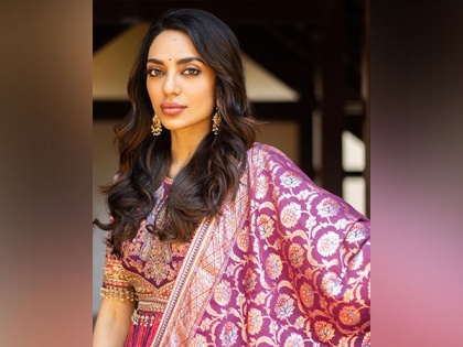 Sobhita Dhulipala shares BTS pics from the shoot of 'Ponniyin Selvan' | Sobhita Dhulipala shares BTS pics from the shoot of 'Ponniyin Selvan'