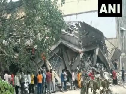 Building collapses in Maharashtra's Thane, 10 feared trapped | Building collapses in Maharashtra's Thane, 10 feared trapped