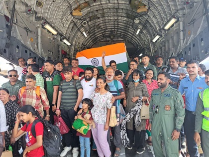 117 out of 1,191 passengers evacuated from Sudan under Operation Kaveri put under quarantine | 117 out of 1,191 passengers evacuated from Sudan under Operation Kaveri put under quarantine