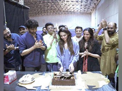 It's a wrap for Katha: Kiara Advani shares pictures with Kartik Aaryan from 'Satyaprem Ki Katha' sets | It's a wrap for Katha: Kiara Advani shares pictures with Kartik Aaryan from 'Satyaprem Ki Katha' sets