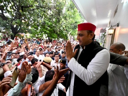 "Public will soon end the pollution spread by BJP," says Akhilesh Yadav in Deoria | "Public will soon end the pollution spread by BJP," says Akhilesh Yadav in Deoria