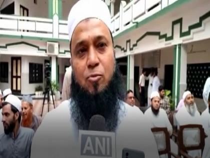'Mann ki Baat' connects people of all religions: Irfania Madrasa manager | 'Mann ki Baat' connects people of all religions: Irfania Madrasa manager