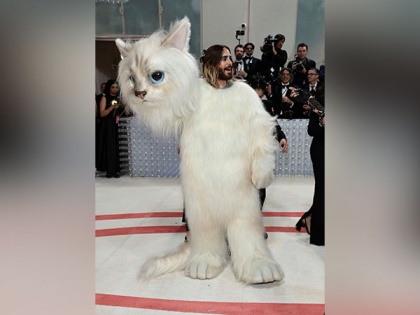 Jared Leto transforms into Karl Lagerfeld's cat at Met Gala 2023 | Jared Leto transforms into Karl Lagerfeld's cat at Met Gala 2023