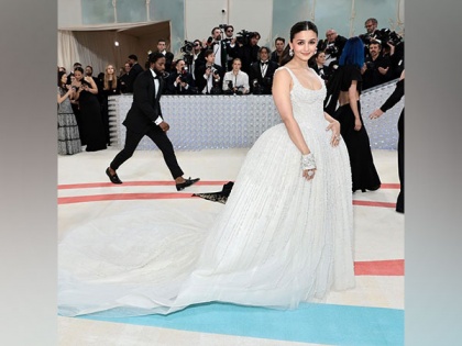 Met Gala 2023: Did you know Alia Bhatt's white gown was made using one lakh pearls? | Met Gala 2023: Did you know Alia Bhatt's white gown was made using one lakh pearls?