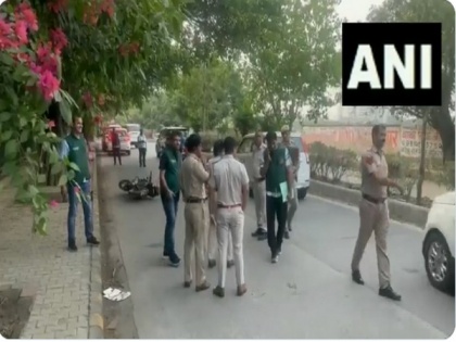 Two members of Lawrence Bishnoi gang arrested from Delhi's Rohini | Two members of Lawrence Bishnoi gang arrested from Delhi's Rohini