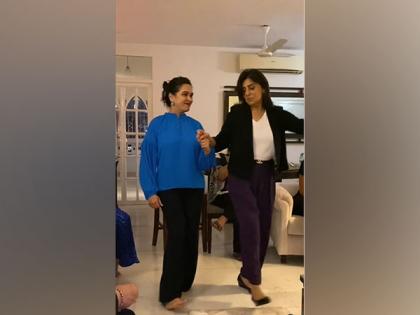 WATCH: Neetu Kapoor, Padmini Kolhapure groove to RRR's 'Naatu Naatu' | WATCH: Neetu Kapoor, Padmini Kolhapure groove to RRR's 'Naatu Naatu'