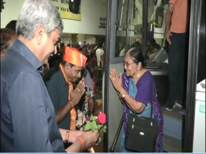 "We are very thankful to PM Modi": Evacuees after reaching Rajkot from Sudan | "We are very thankful to PM Modi": Evacuees after reaching Rajkot from Sudan